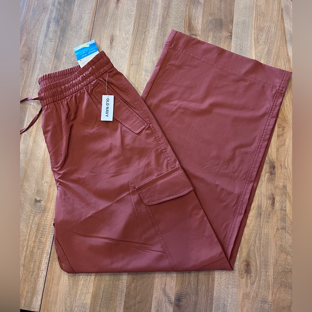 Old Navy Women's Wide Leg Pants in Rust